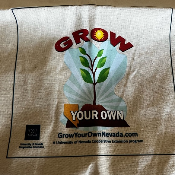 2 Canvas Tote Bags - Picture 5 of 6